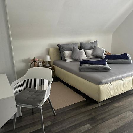 Privat Cozy Room In Mudau מראה חיצוני תמונה